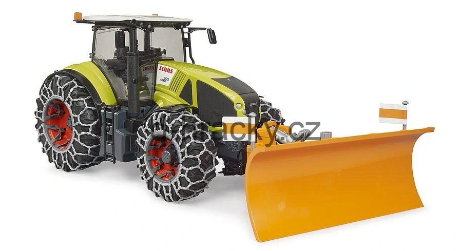 Bruder 3018 Claas Axion 950 se sněhovými řetězy a radlicí