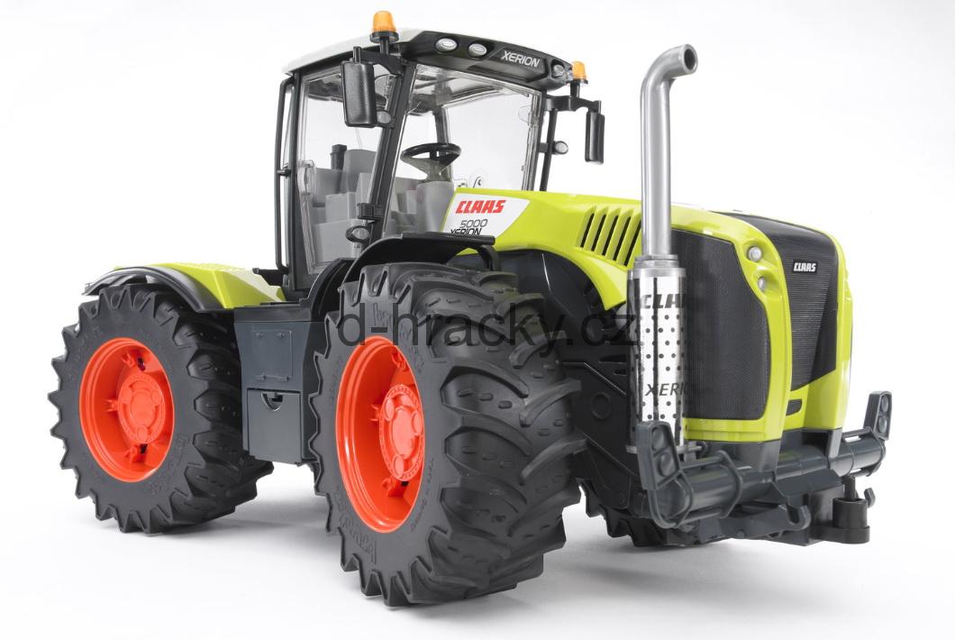 Bruder 3015 Traktor CLAAS Xerion 5000