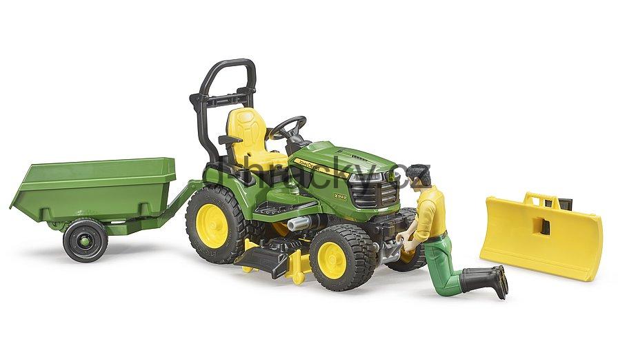 Bruder 62104 Zahradní traktor John Deere X949 s figurkou a příslušenstvím