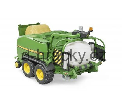 Bruder 2032 Balíkovač s obalovačem JOHN DEERE C441R